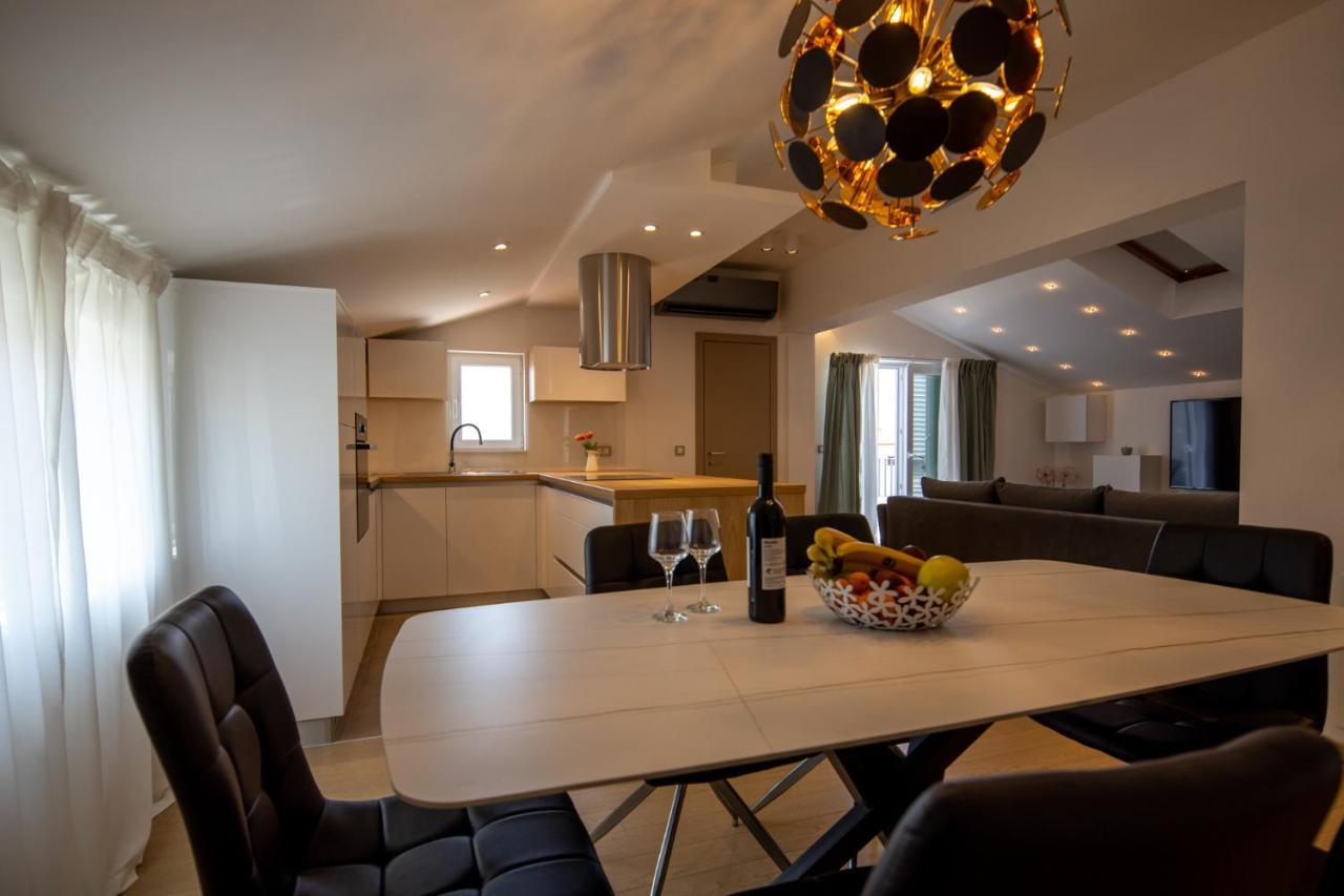 Lumaja Luxury Apartman Biograd Na Moru Exteriér fotografie