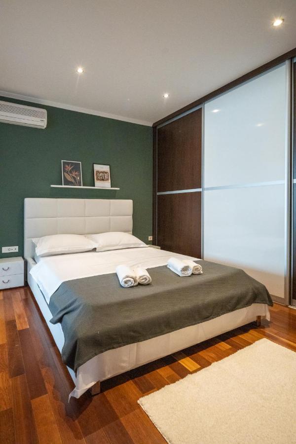 Lumaja Luxury Apartman Biograd Na Moru Exteriér fotografie